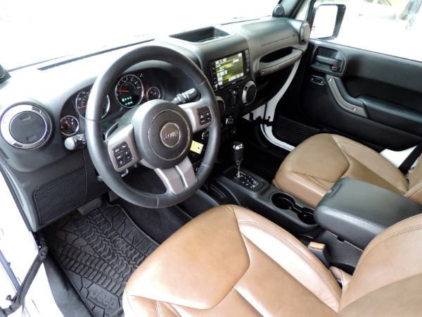 Used-2013-Jeep-Wrangler-Unlimited-Moab--Navigation--Leather