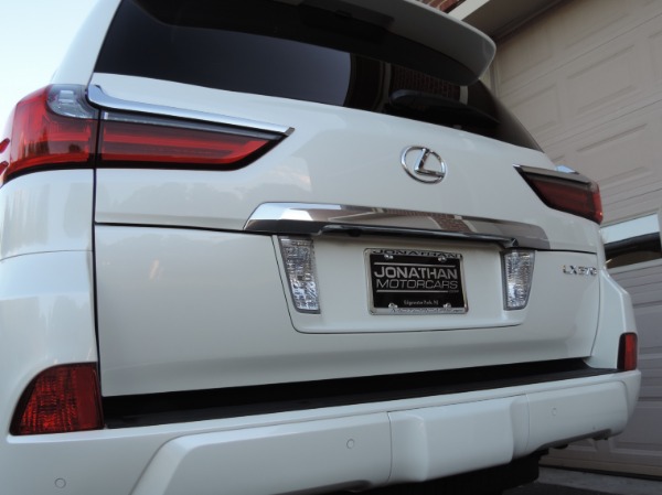 Used-2017-Lexus-LX-570-Luxury-Package