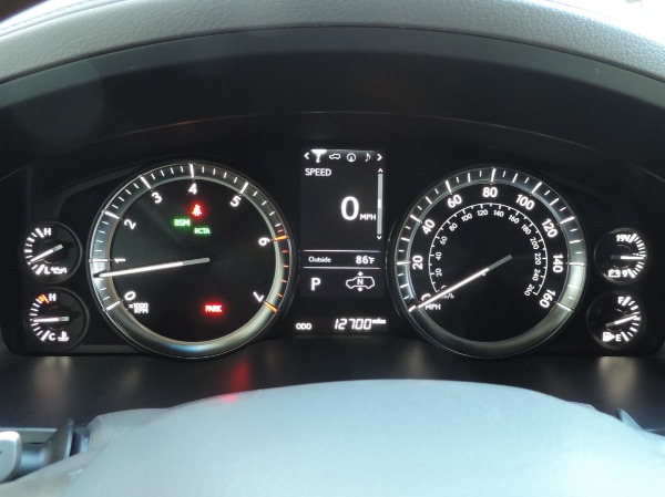 Used-2017-Lexus-LX-570-Luxury-Package