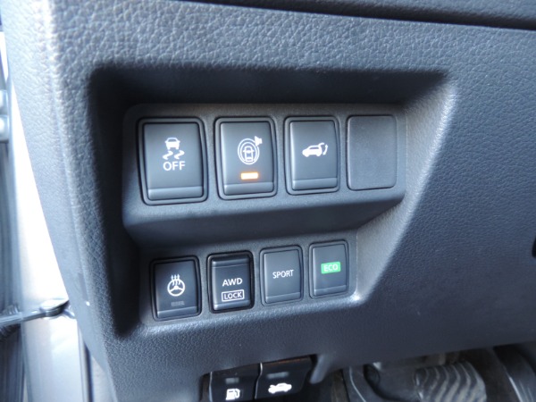 Used-2017-Nissan-Rogue-SV-Premium