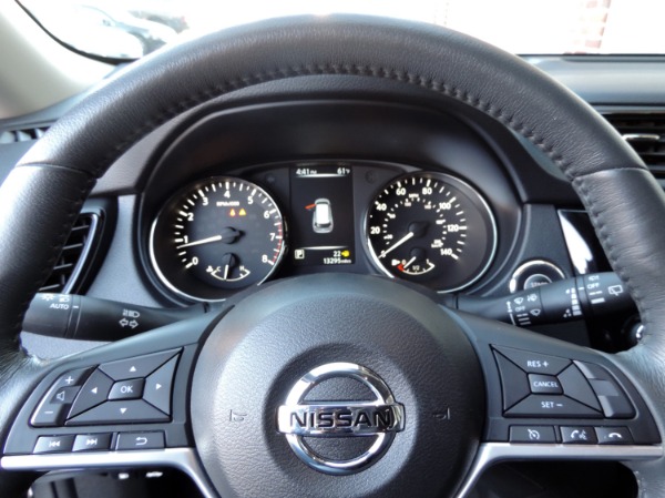 Used-2017-Nissan-Rogue-SV-Premium