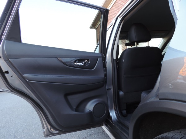 Used-2017-Nissan-Rogue-SV-Premium