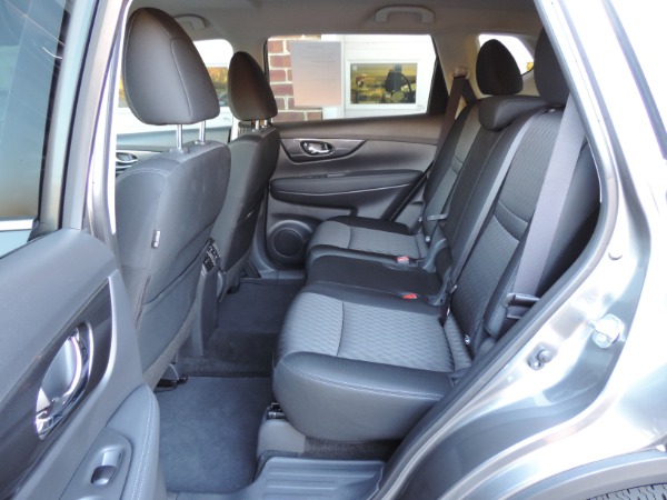 Used-2017-Nissan-Rogue-SV-Premium