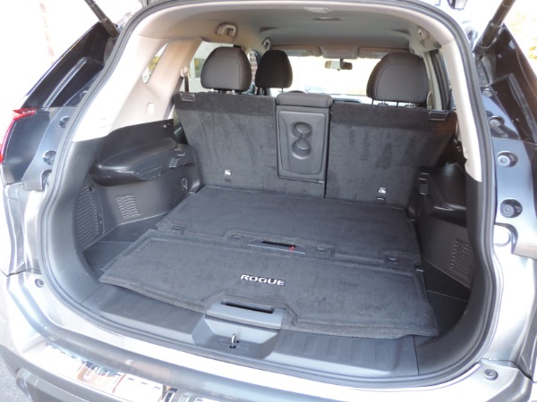 Used-2017-Nissan-Rogue-SV-Premium