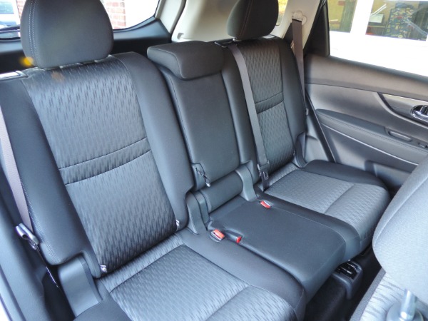 Used-2017-Nissan-Rogue-SV-Premium