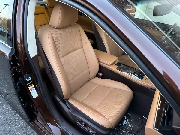 Used-2016-Lexus-ES-350-Premium