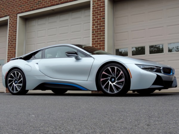 Used-2015-BMW-i8-Pure-Impulse-World