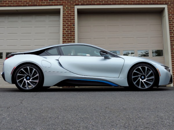 Used-2015-BMW-i8-Pure-Impulse-World