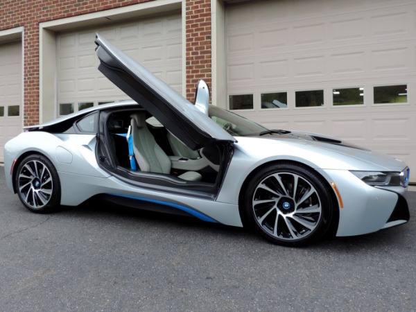 Used-2015-BMW-i8-Pure-Impulse-World