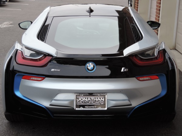 Used-2015-BMW-i8-Pure-Impulse-World