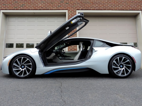 Used-2015-BMW-i8-Pure-Impulse-World