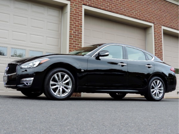 Used-2018-INFINITI-Q70-37-Luxe