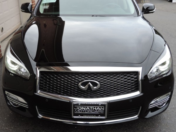 Used-2018-INFINITI-Q70-37-Luxe