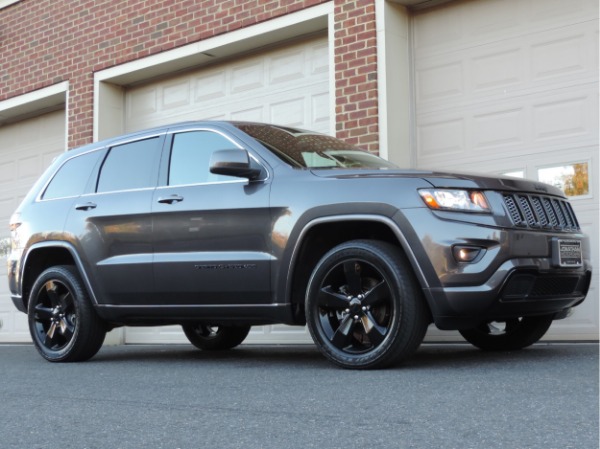 Used-2015-Jeep-Grand-Cherokee-Altitude