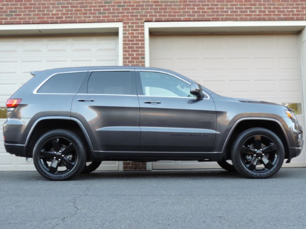 Used-2015-Jeep-Grand-Cherokee-Altitude