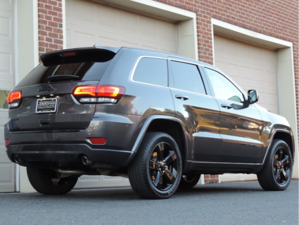 Used-2015-Jeep-Grand-Cherokee-Altitude