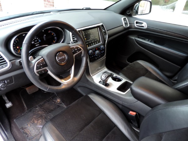 Used-2015-Jeep-Grand-Cherokee-Altitude