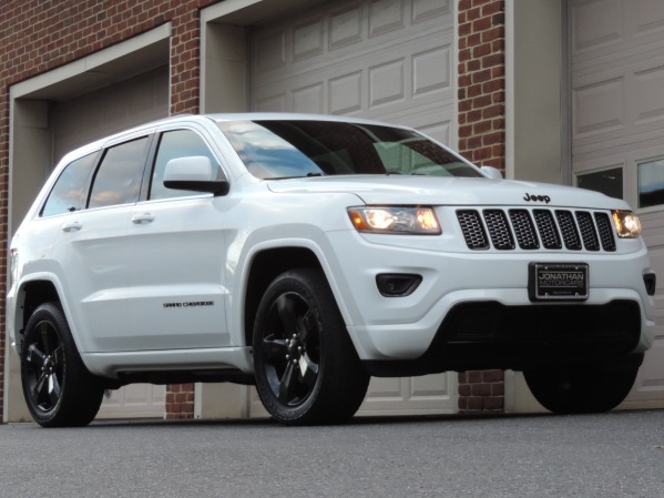 Used-2015-Jeep-Grand-Cherokee-Altitude