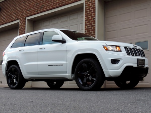Used-2015-Jeep-Grand-Cherokee-Altitude
