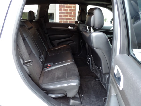 Used-2015-Jeep-Grand-Cherokee-Altitude