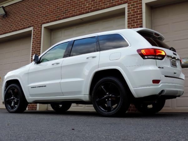 Used-2015-Jeep-Grand-Cherokee-Altitude