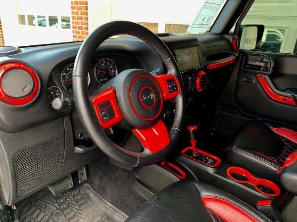 Used-2018-Jeep-Wrangler-Unlimited-Sahara