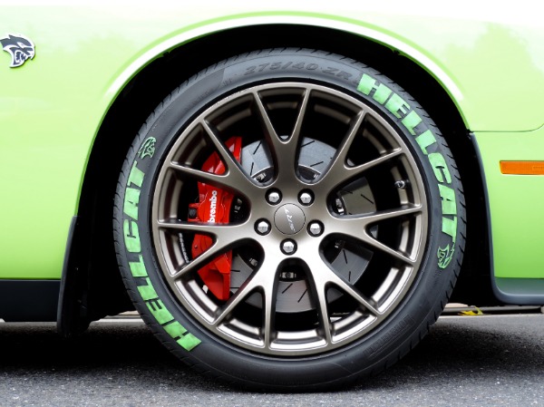 Used-2015-Dodge-Challenger-SRT-Hellcat