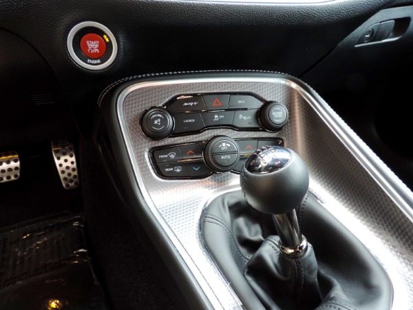 Used-2015-Dodge-Challenger-SRT-Hellcat