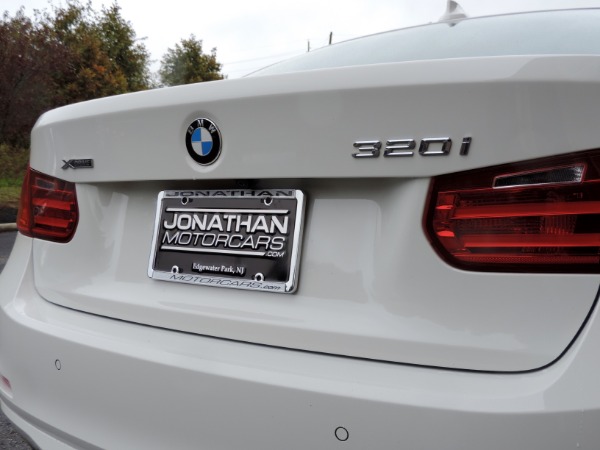 Used-2014-BMW-3-Series-320i-xDrive