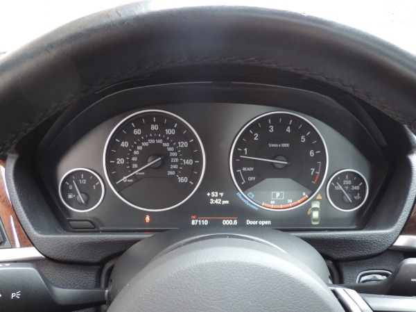 Used-2014-BMW-3-Series-320i-xDrive
