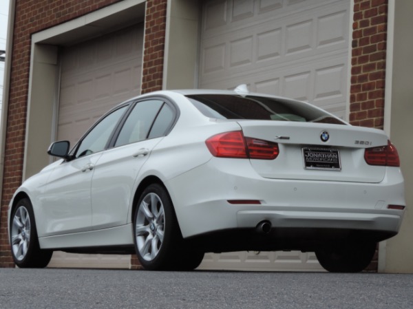 Used-2014-BMW-3-Series-320i-xDrive