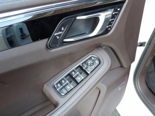 Used-2015-Porsche-Macan-Turbo---Premium-Plus-Pkg---21inch-Wheel-Pkg