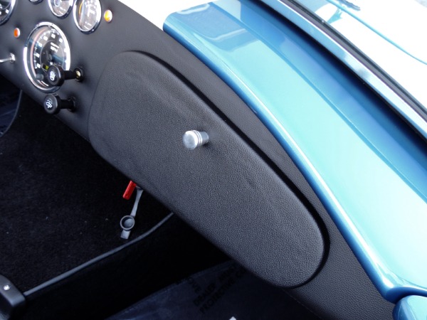 New-1965-Backdraft-Racing-Cobra-Roadster