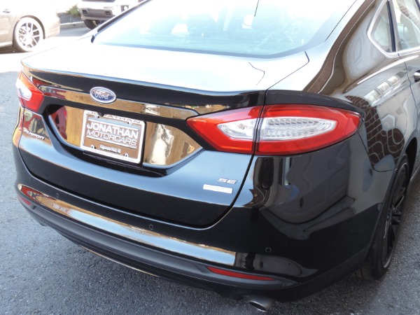 Used-2016-Ford-Fusion-SE