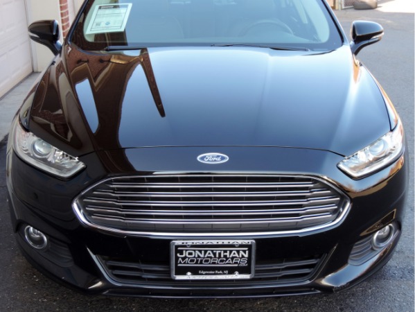 Used-2016-Ford-Fusion-SE