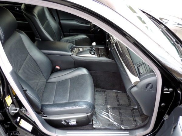 Used-2013-Lexus-LS-460-AWD