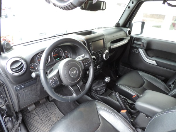 Used-2013-Jeep-Wrangler-Unlimited-Rubicon