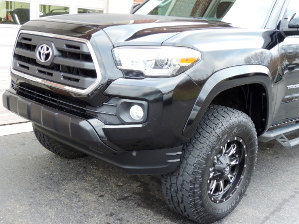 Used-2016-Toyota-Tacoma-SR5-V6-4X4