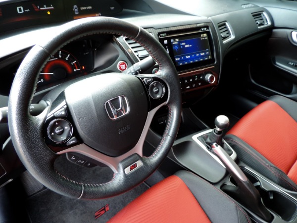 Used-2015-Honda-Civic-Si