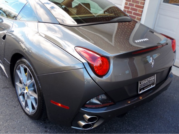 Used-2014-Ferrari-California-Roadster