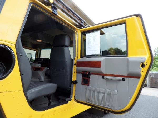 Used-2000-AM-General-Hummer-Hard-Top