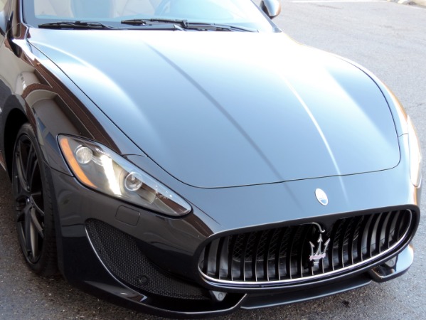 Used-2015-Maserati-GranTurismo-Sport