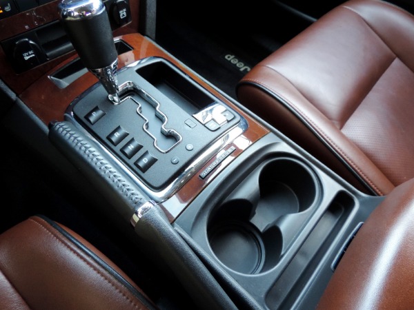 Used-2009-Jeep-Grand-Cherokee-Overland