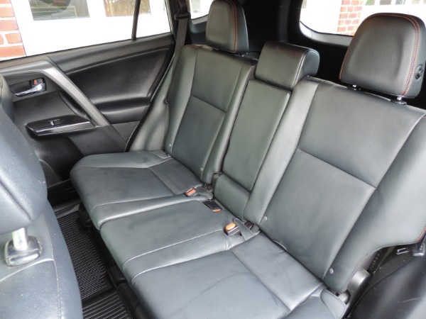 Used-2016-Toyota-RAV4-SE-AWD