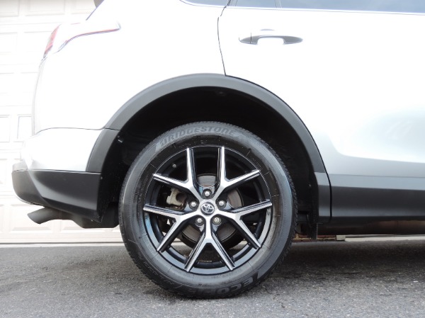 Used-2016-Toyota-RAV4-SE-AWD