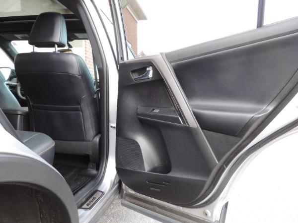 Used-2016-Toyota-RAV4-SE-AWD