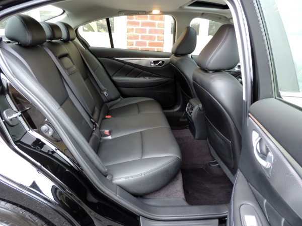 Used-2015-INFINITI-Q50-Premium-AWD
