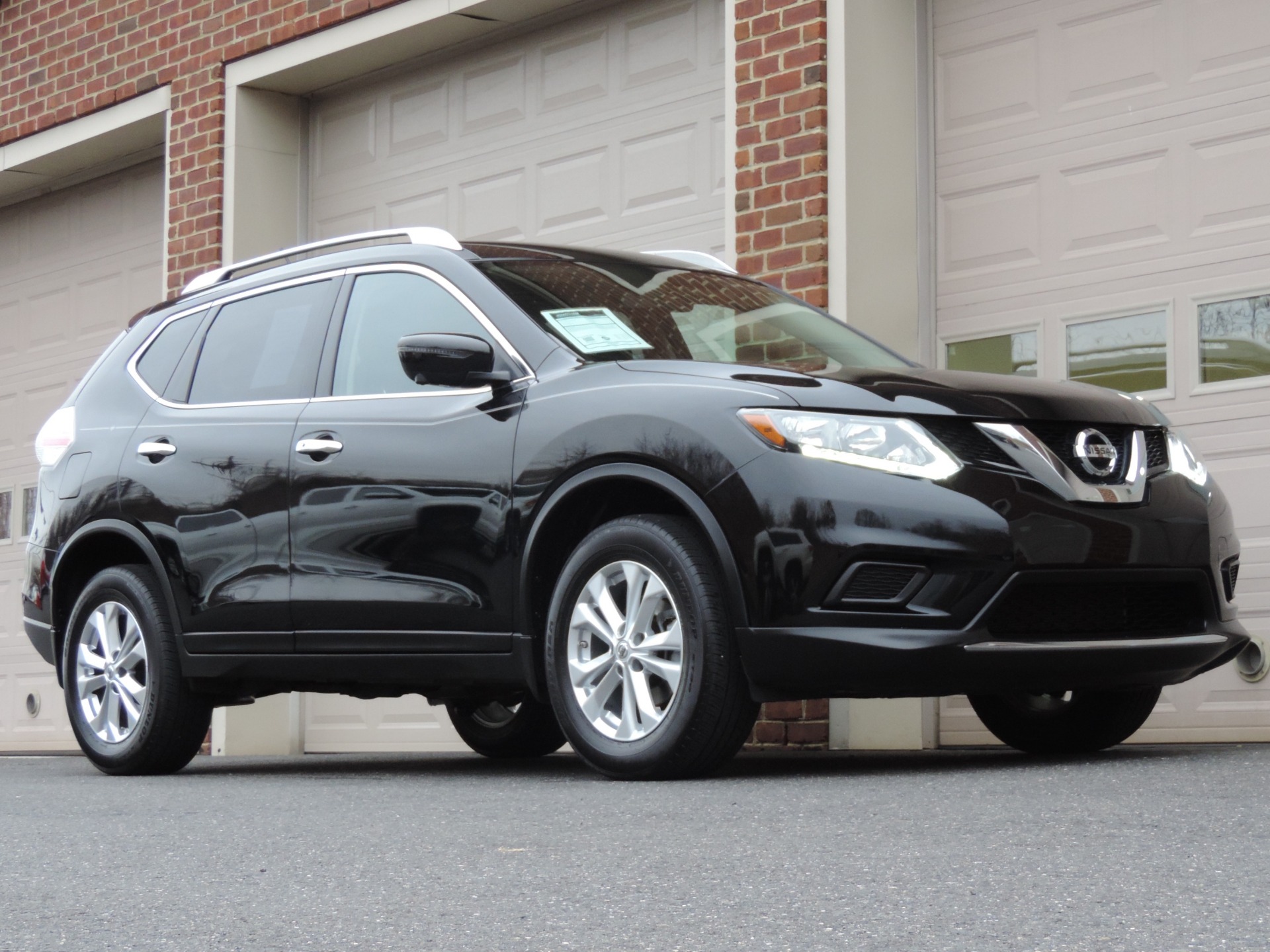 Nissan rogue sv awd