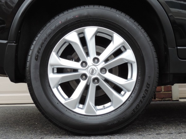 Used-2016-Nissan-Rogue-SV-AWD