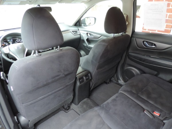 Used-2016-Nissan-Rogue-SV-AWD